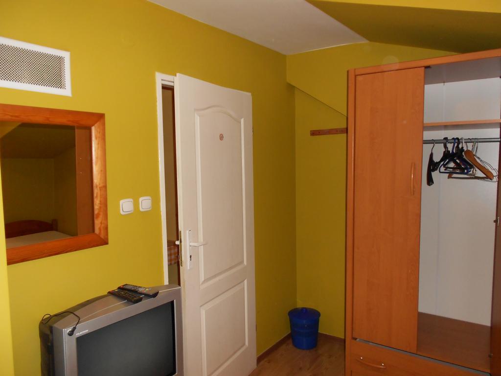 Na Skraju Lasu Chodel Buitenkant foto